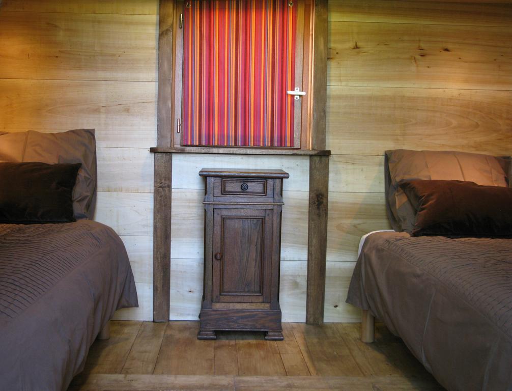 Les Cabanes Du Tertre Urval 部屋 写真