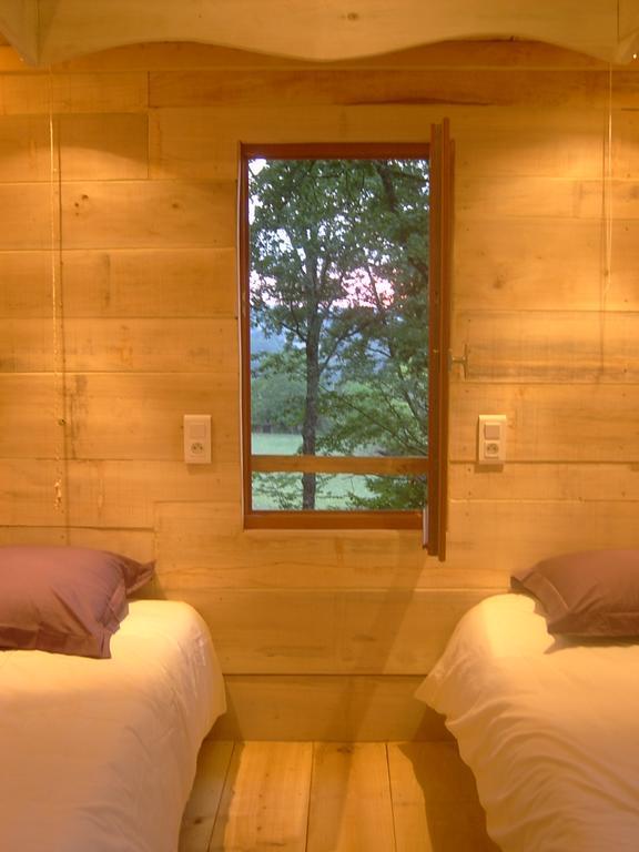 Les Cabanes Du Tertre Urval エクステリア 写真